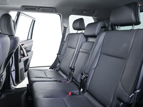 Used 2019 Lexus GX 460 Premium AWD/4WD image 22