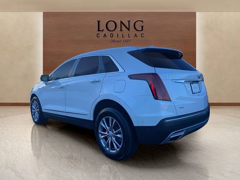 Certified 2023 Cadillac XT5 Premium Luxury w/ Technology Package image 3