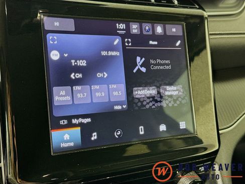 Used 2023 Jeep Grand Cherokee Laredo AWD/4WD image 18