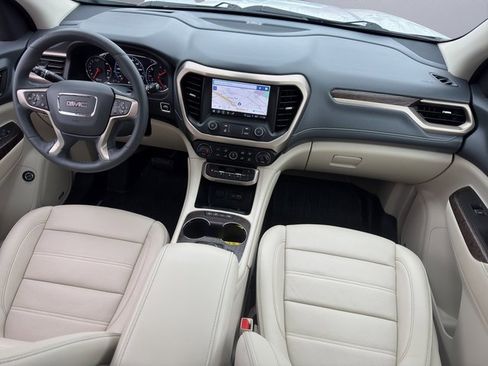 Used 2023 GMC Acadia Denali w/ Denali Ultimate Package image 23