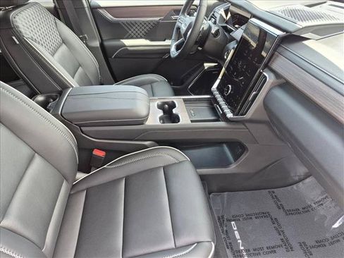 Used 2026 GMC Acadia Denali w/ Super Cruise Package FWD image 20