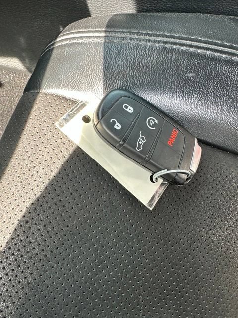 Used 2019 Jeep Grand Cherokee Altitude AWD/4WD image 21