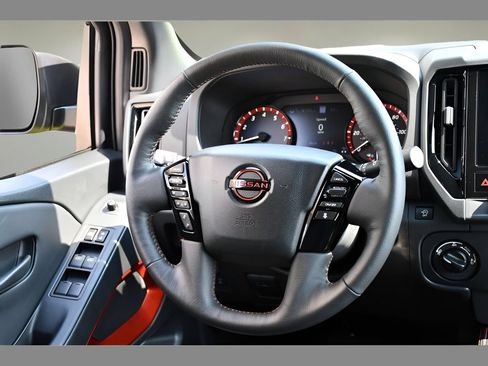 Used 2026 Nissan Frontier PRO-4X w/ Pro Premium Package AWD/4WD image 17