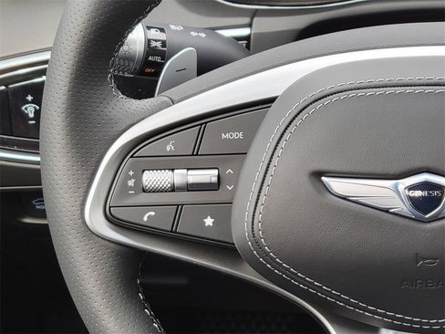 New 2025 Genesis GV70 3.5T Sport w/ Sport Advanced Package image 28