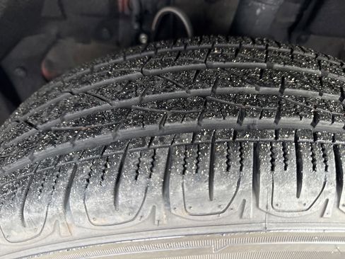 Used 2022 Toyota RAV4 XLE image 9