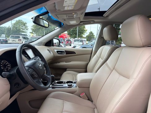 Used 2016 Nissan Pathfinder 4WD image 14