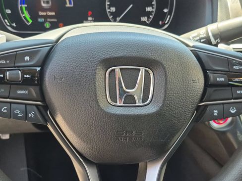 Used 2018 Honda Accord Hybrid image 26