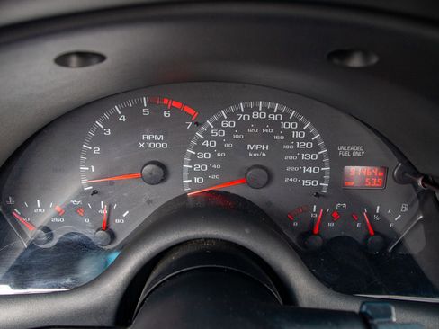 Used 1997 Chevrolet Camaro Z28 w/ Preferred Equipment Group 2 RWD image 20