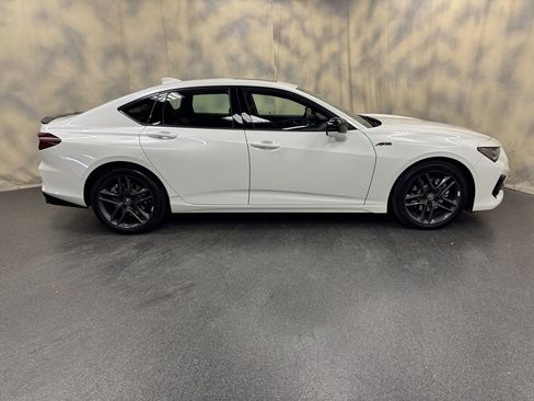 Used 2025 Acura TLX SH-AWD w/ A-SPEC Pkg image 9