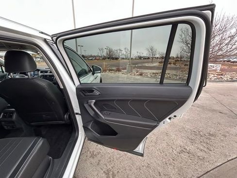 Used 2024 Volkswagen Tiguan SE image 26