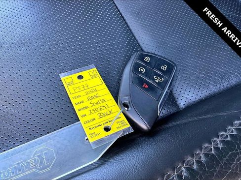 Used 2024 GMC Sierra 2500 Denali w/ Denali Reserve Package image 35