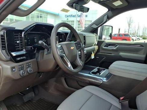 New 2026 Chevrolet Silverado 3500 LTZ w/ LTZ Convenience Package image 7