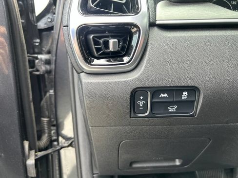 Certified 2023 Kia Sorento SX AWD/4WD image 14