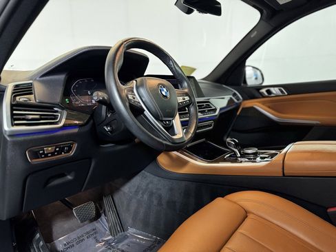 Used 2022 BMW X5 xDrive40i w/ Premium Package image 15