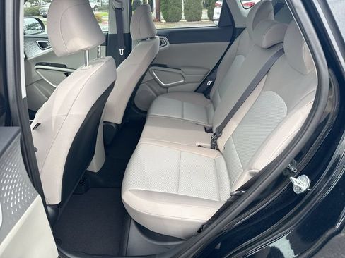 Used 2022 Kia Soul LX FWD image 23