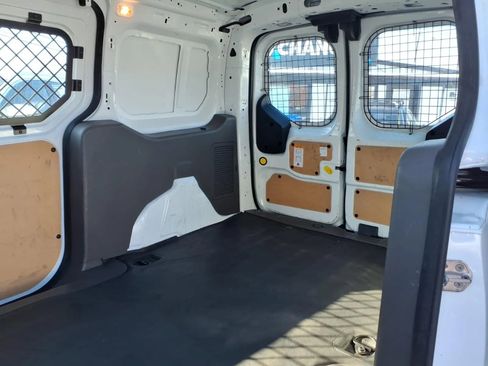 Used 2022 Ford Transit Connect XL image 18