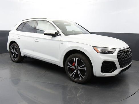 Certified 2025 Audi Q5 2.0T Premium Plus w/ Premium Plus Package image 7