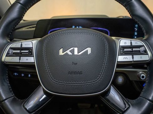 Certified 2024 Kia Telluride S w/ S Sunroof Package image 20