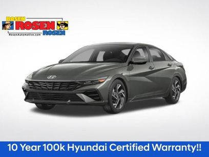 Used 2025 Hyundai Elantra SEL w/ Cargo Package