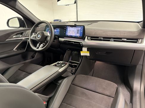 New 2026 BMW X2 xDrive28i w/ Technology Package AWD/4WD image 28