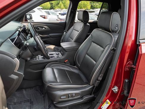 Used 2022 Chevrolet Traverse Premier w/ Redline Edition AWD/4WD image 25