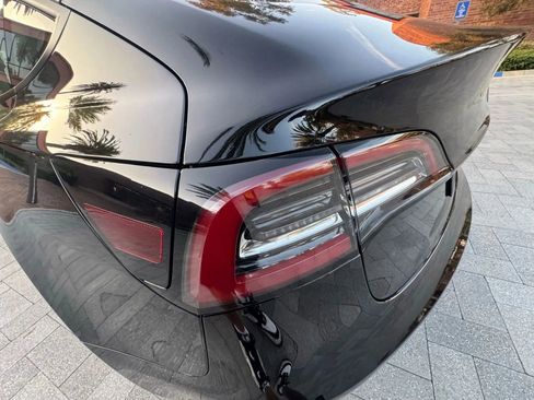 Used 2023 Tesla Model 3 Standard Range image 7