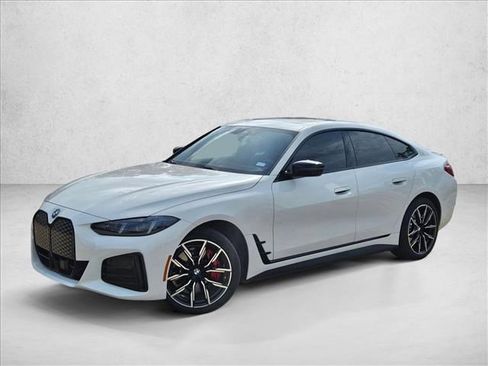 Used 2025 BMW i4 eDrive40 w/ M Sport Package image 1