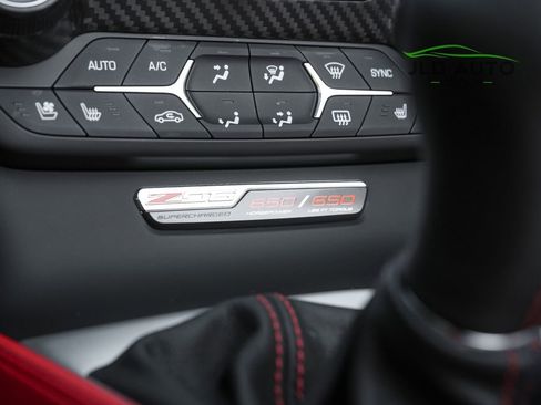 Used 2016 Chevrolet Corvette Z06 w/ 2LZ Preferred Equipment Group image 27