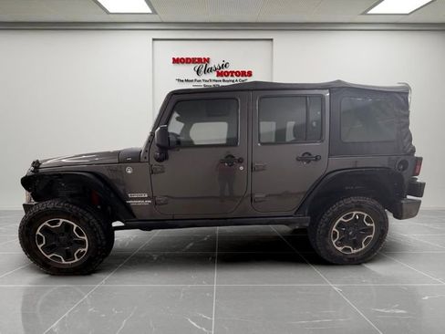 Used 2017 Jeep Wrangler Unlimited Sport AWD/4WD image 4