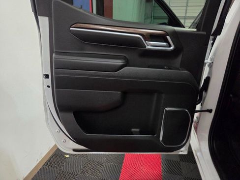 Used 2022 Chevrolet Silverado 1500 RST image 36