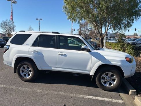Used 2023 Toyota 4Runner SR5 image 3