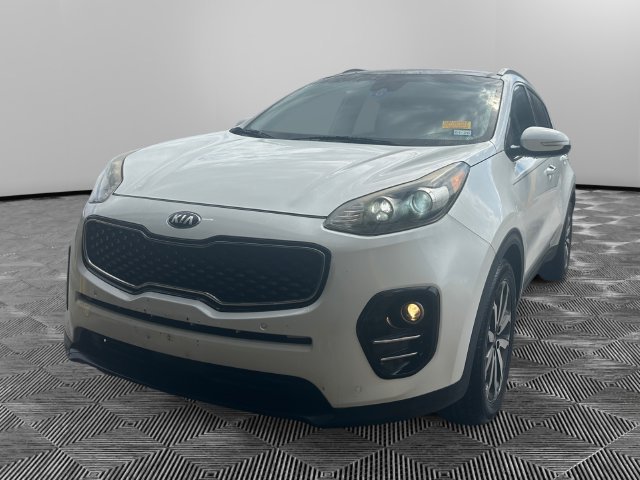 Used 2017 Kia Sportage EX w/ EX Technology Package FWD image 1