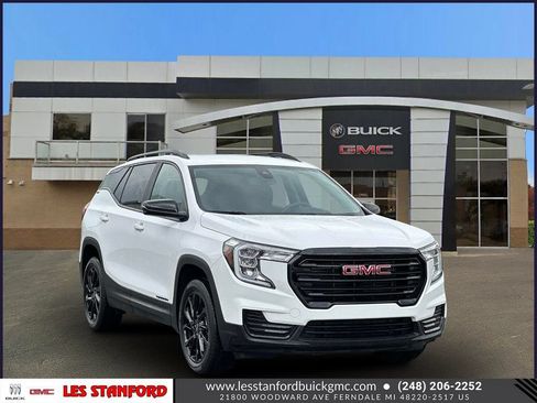Used 2023 GMC Terrain SLE w/ Driver Convenience Package AWD/4WD image 8