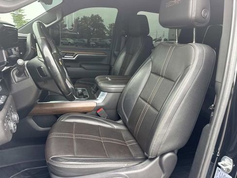 Used 2024 Chevrolet Silverado 2500 High Country w/ High Country Premium Package AWD/4WD image 33
