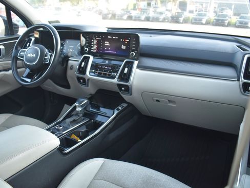 Used 2023 Kia Sorento SX AWD/4WD image 71