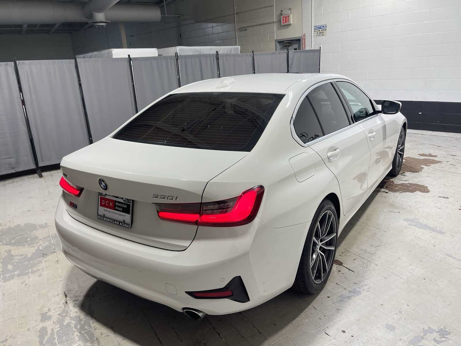 Used 2020 BMW 330i xDrive Sedan w/ Driving Assistance Package AWD/4WD image 26