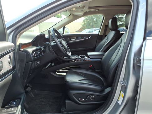 Used 2022 Lincoln Nautilus Reserve AWD/4WD image 13
