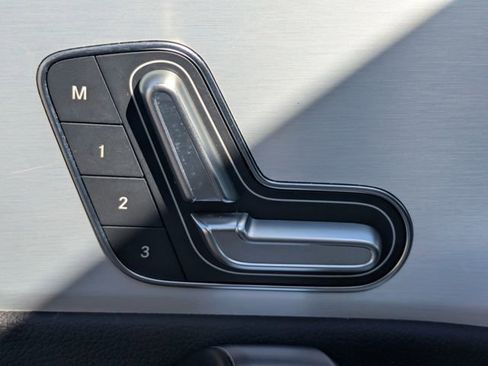 Used 2025 Mercedes-Benz CLA 250 4MATIC image 16