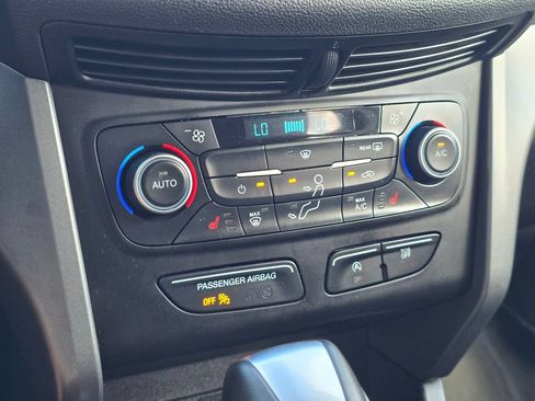 Used 2018 Ford Escape SEL w/ Ford Safe & Smart Package FWD image 21