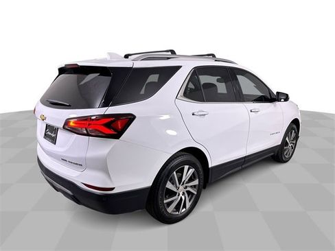 Used 2024 Chevrolet Equinox Premier image 8