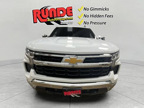 Used 2024 Chevrolet Silverado 1500 LT w/ Convenience Package II AWD/4WD image 9