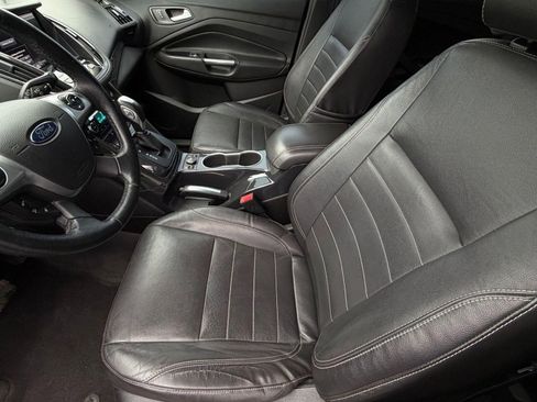 Used 2014 Ford Escape Titanium image 24