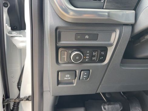 New 2025 Ford F150 Lariat w/ Equipment Group 501A Mid image 13