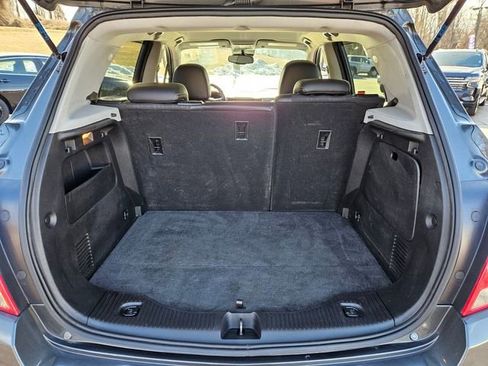 Used 2019 Chevrolet Trax LT w/ LT Convenience Package image 15