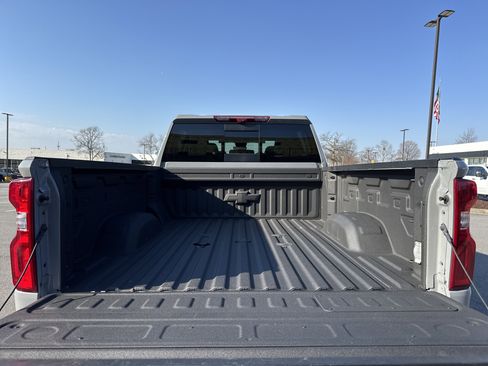 Used 2024 Chevrolet Silverado 2500 LTZ w/ LTZ Plus Package image 34