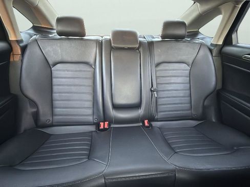 Certified 2017 Ford Fusion SE w/ Fusion SE Technology Package image 26