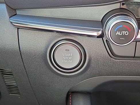 New 2026 MAZDA MAZDA3 Carbon image 29