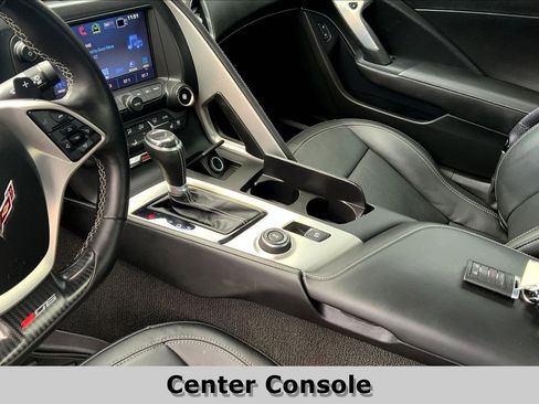 Used 2016 Chevrolet Corvette Z06 w/ 3LZ Preferred Equipment Group image 18