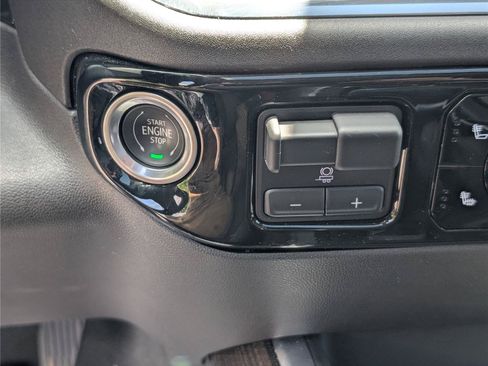 Used 2023 Chevrolet Silverado 1500 RST w/ Convenience Package II AWD/4WD image 26