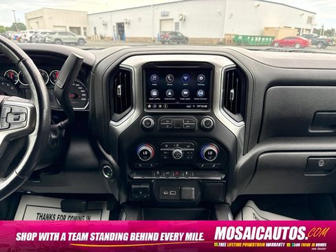 Used 2021 Chevrolet Silverado 1500 LT Trail Boss w/ Bed Protection Package AWD/4WD image 15